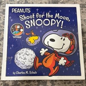 Peanuts 'Shoot for the Moon, Snoopy!' Book